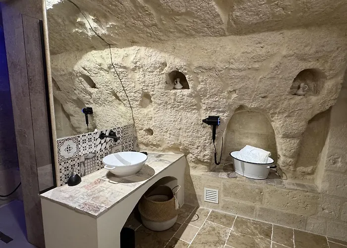 Affittacamere L'incanto Caves